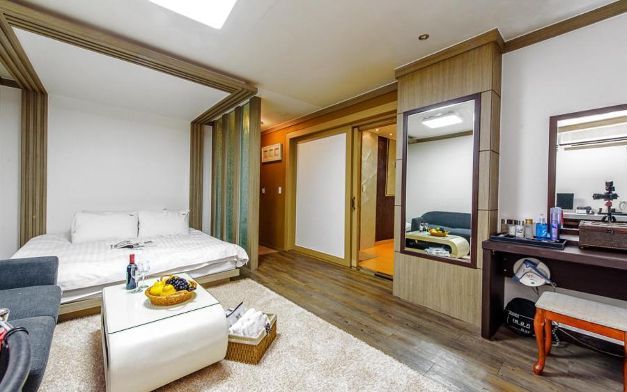 Mk Hotel Yeosu Exterior foto